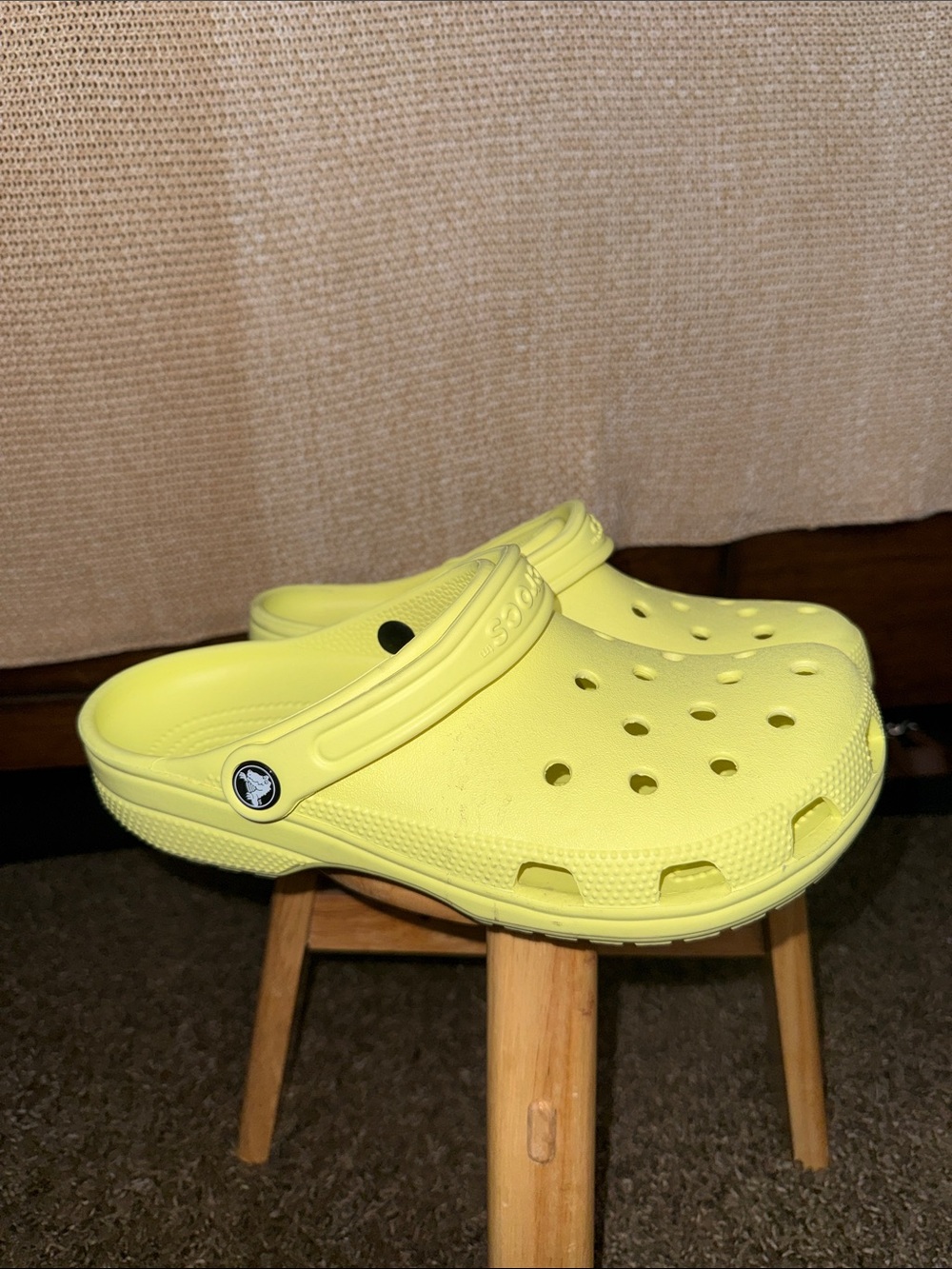 CROCS Classic Clog in Bright Yellow